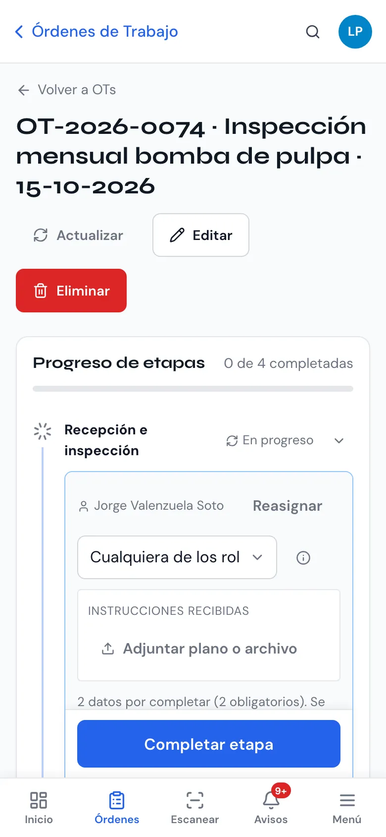 OT en el celular con la etapa en curso y el botón Completar etapa